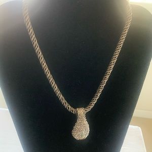 Necklace Vintage Heavy chain/Pendant/Choker